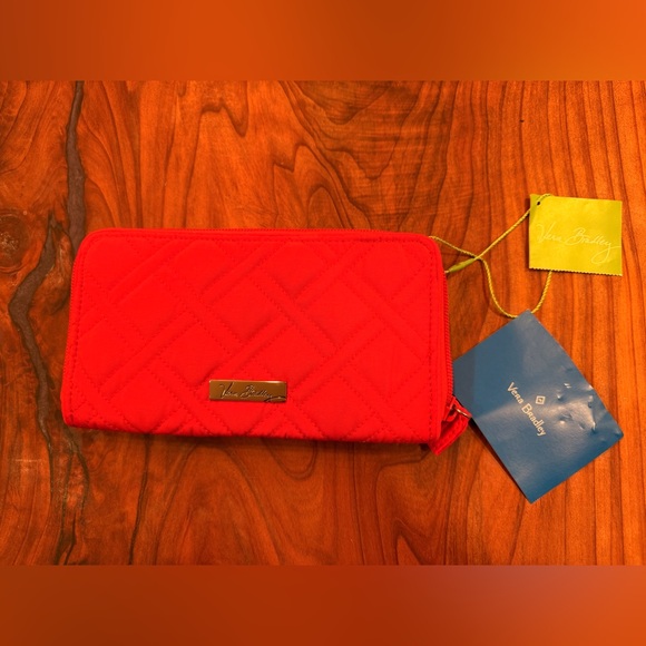 Vera Bradley Bright Red Quilted Wallet RFID small stain in the back of wallet - Picture 1 of 5